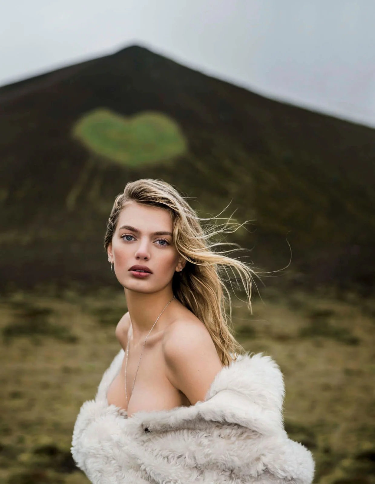 Bregje Heinen Is 'Northern Light' Beauty By Gilles Bensimon For